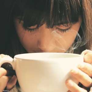 الكافيين.. عنصر أساسي لمواجهة مخاطر الوجبات الغنية بالدهون