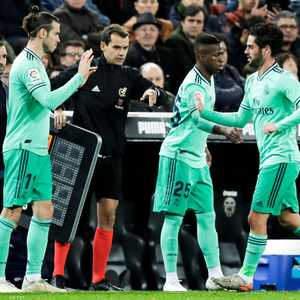 ريال مدريد يسعى للتخلص من إيسكو