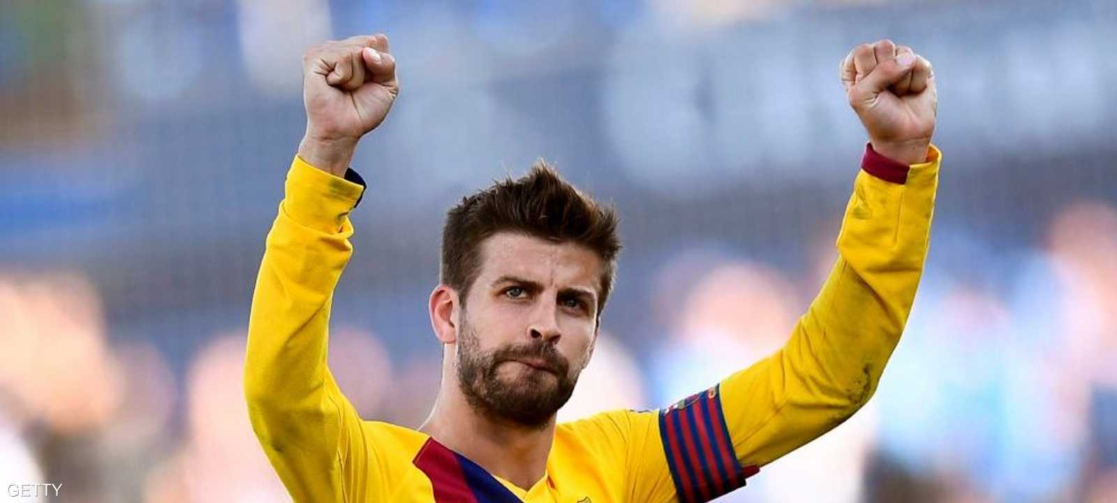 لاعب برشلونة جيرارد بيكيه