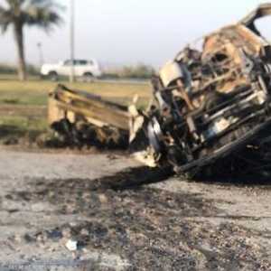 بقايا إحدى السيارات في موكب سليماني بعد الهجوم الأميركي