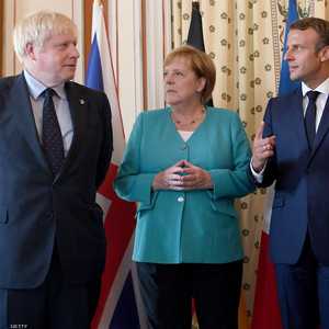 ميركل وماكرون وجونسون
