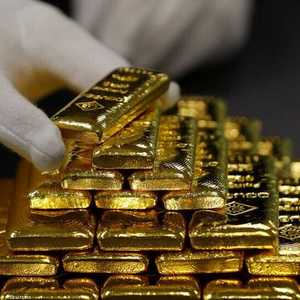 الذهب يصل الى أعلى مستوى له في 7 سنوات بعد "الضربة الإيرانية
