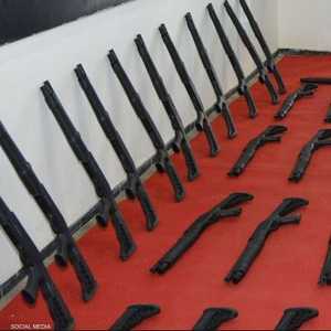 جانب من الأسلحة التركية التي ضبطها الأمن التونسي