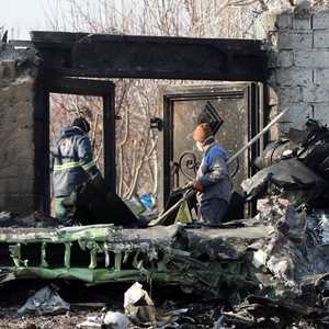 أجزاء تعود للطائرة الأوكرانية المنكوبة