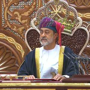 سلطان عمان يؤكد حفاظه على العلاقات الودية مع كل الدول