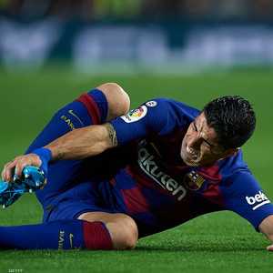 يخضع سواريز لجراحة في الركبة اليمنى