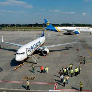 شركات الطيران تخشى أجواء إيران المتوترة