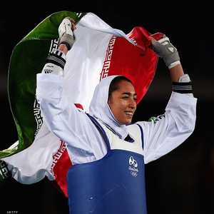 كيميا علي زاده بعد إحرازها البرونزية في 2016