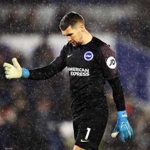 مات براين تبرع بنحو 20 ألف دولار لضحايا الحرائق في بلاده