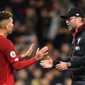 لحظة اعتذار فيرمينو من كلوب