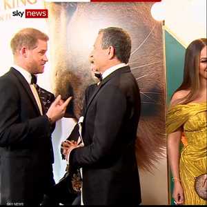 توصية هاري لزوجته مع رئيس ديزني