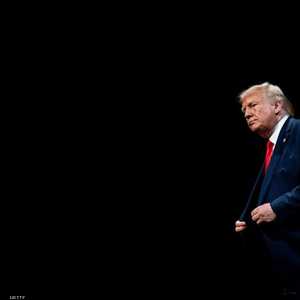 ترامب يصف المحاكمة بالخدعة