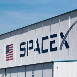 شعار شركة "سبيس إكس" الأميركية