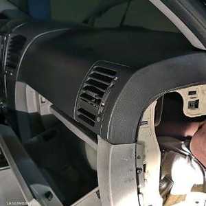 المهاجر المتخفي