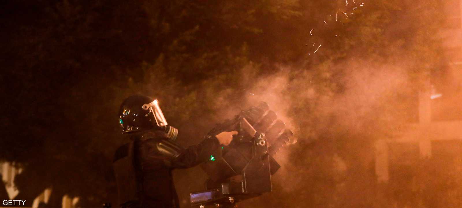 الأمن استخدم قنابل الغاز في تفريق المتظاهرين في بيروت