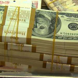 اللبنانيون في الكويت يحولون أموالهم مع المسافرين