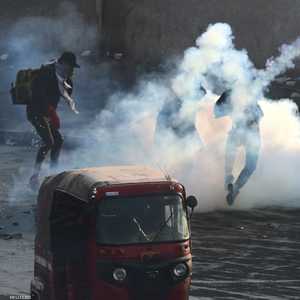 أصيب العشرات من المتظاهرين بحالات اختناق