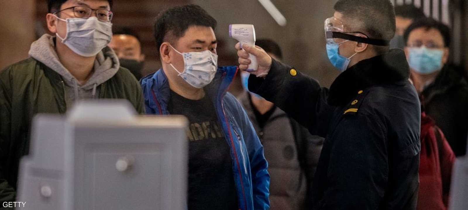 الفيروس القاتل تسبب في وفاة 25 شخصا بالصين