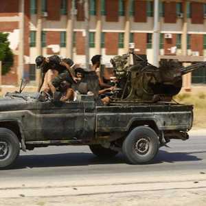 صورة أرشيفية لمسلحين في مدينة طرابلس الليبية