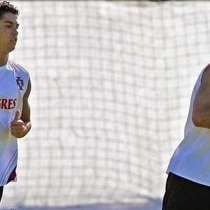 رونالدو وفيغو تزاملا في منتخب البرتغال