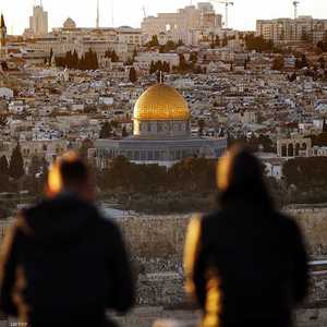 رحب الإسرائيليون بالخطة بينما ندد بها الفلسطينيون.