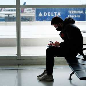 فيروس كورونا يقلق العالم.. والمطارات تستنفر