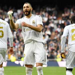 بنزيمة يسجل هدفه الخامس بشباك أتلتيكو مدريد ضمن 34 ديربي له