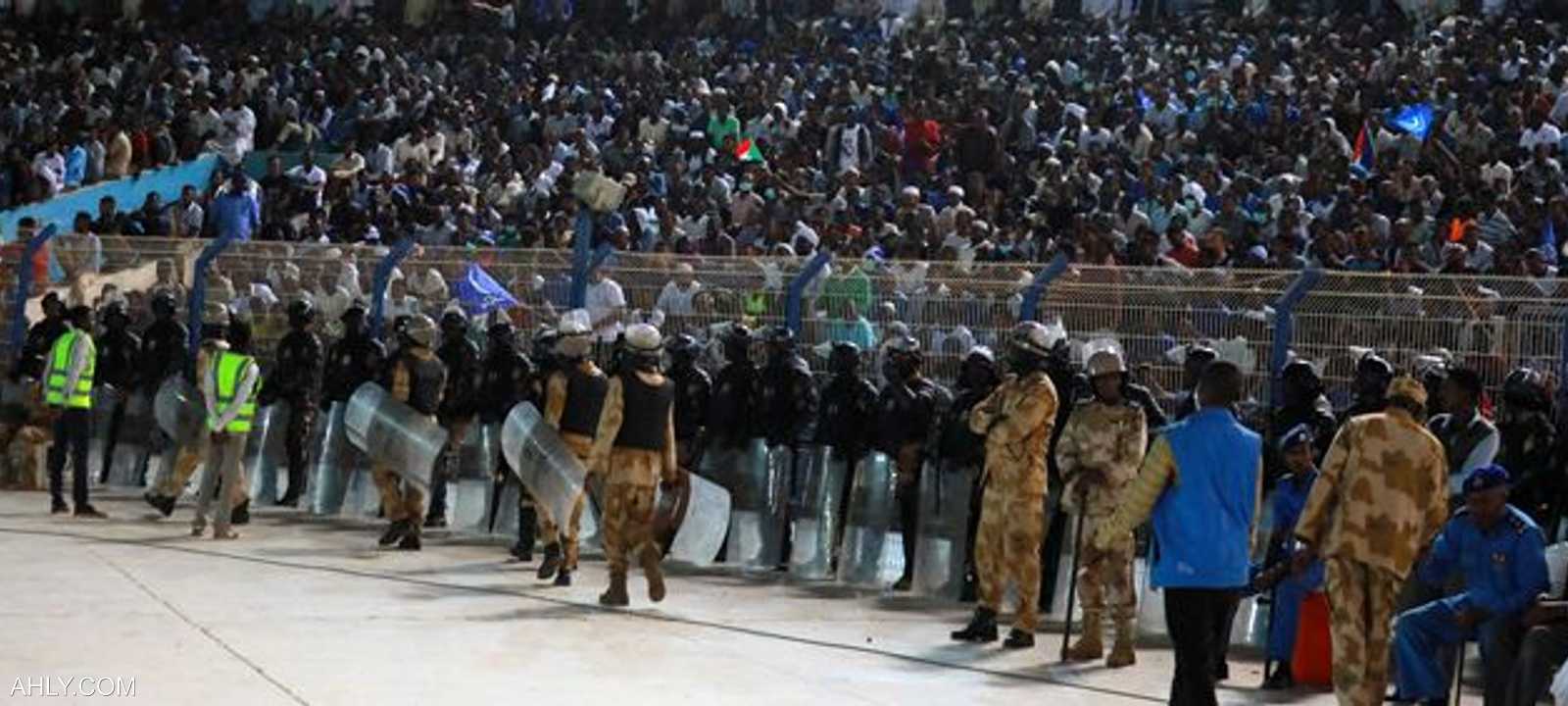 الأمن السوداني في ملعب الجوهرة الزرقاء