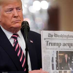ترامب حمل الصفحة الأولى من صحيفة "واشنطن بوست"
