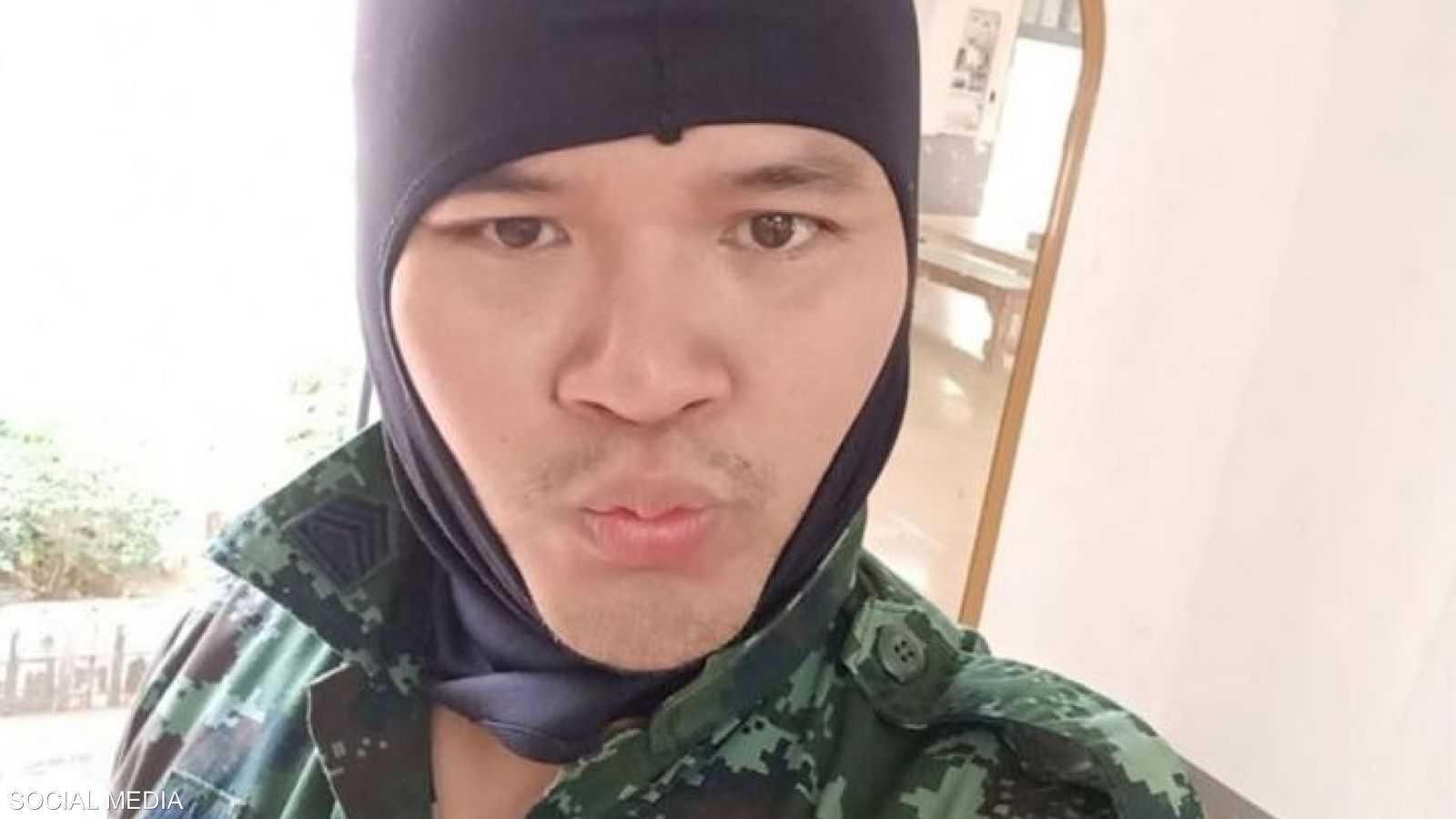 الجندي القاتل نشر صورته على فيسبوك أثناء الهجوم