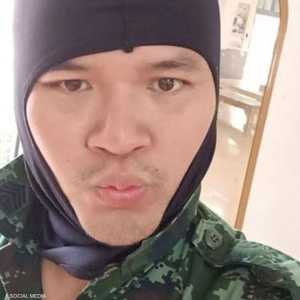 الجندي القاتل نشر صورته على فيسبوك أثناء الهجوم