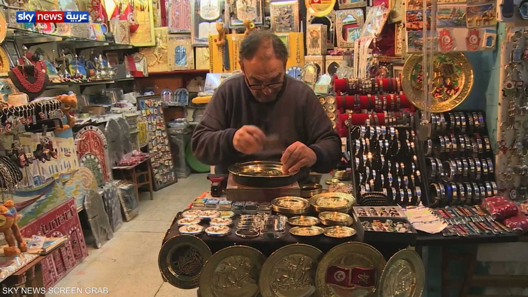 سوق النقاشين.. من معالم تونس التراثية