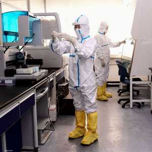 علماء صينيين يختبرون عقارين مضادين للفيروسات.. أرشيفية