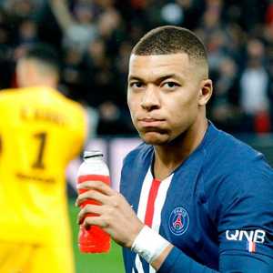 كيليان مبابي نجم الدوري الفرنسي