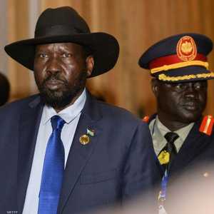 كير قرر إعادة البلاد إلى عشر ولايات