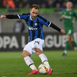 سجل لاعب الوسط كريستيان إريكسن هدفه الأول مع إنتر ميلانو