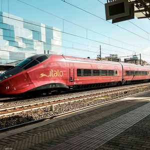 أحد القطارات في إيطاليا