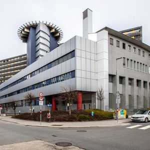 مستشفى إنسبروك التي تم عزل الشخصين فيها.