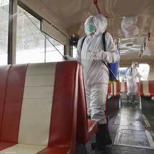 تطهير حافلة في وسط بيونغ يانغ تحسبا لفيروس كورونا