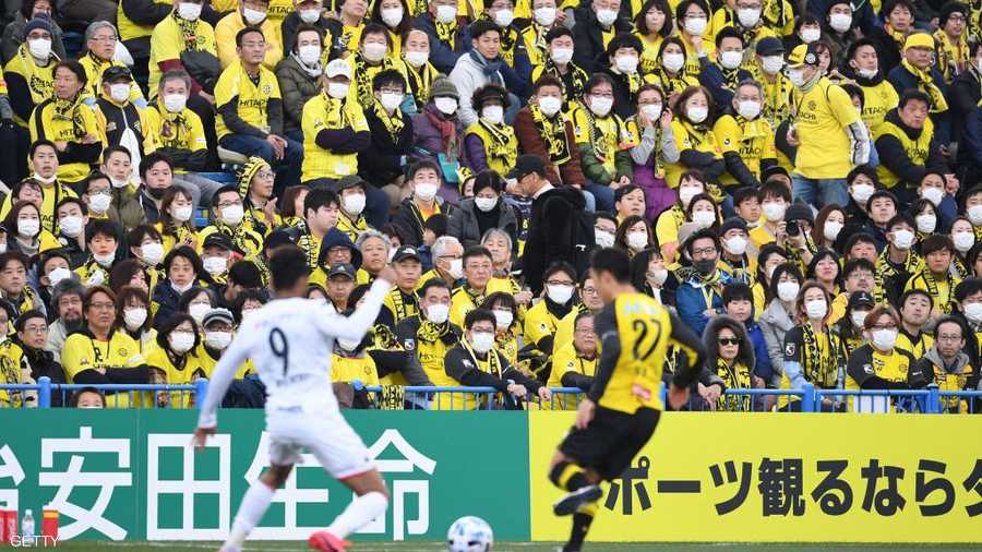 في اليابان.. حب كرة القدم أقوى من كورونا