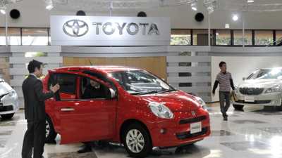 تراجع مبيعات السيارات اليابانية
