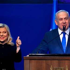 نتانياهو وقرينته يحتفلان