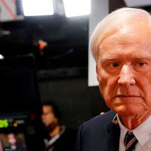 وأمضى ماثيوز عقودا في استجواب القادة السياسيين