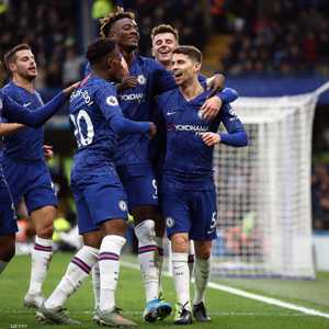 لاعبو تشلسي سيعزلون أنفسهم كإجراء احترازي