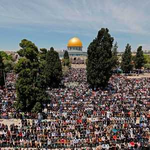 الصلاة ستستمر في ساحات المسجد الآقصى فقط بسبب تفشي كورونا