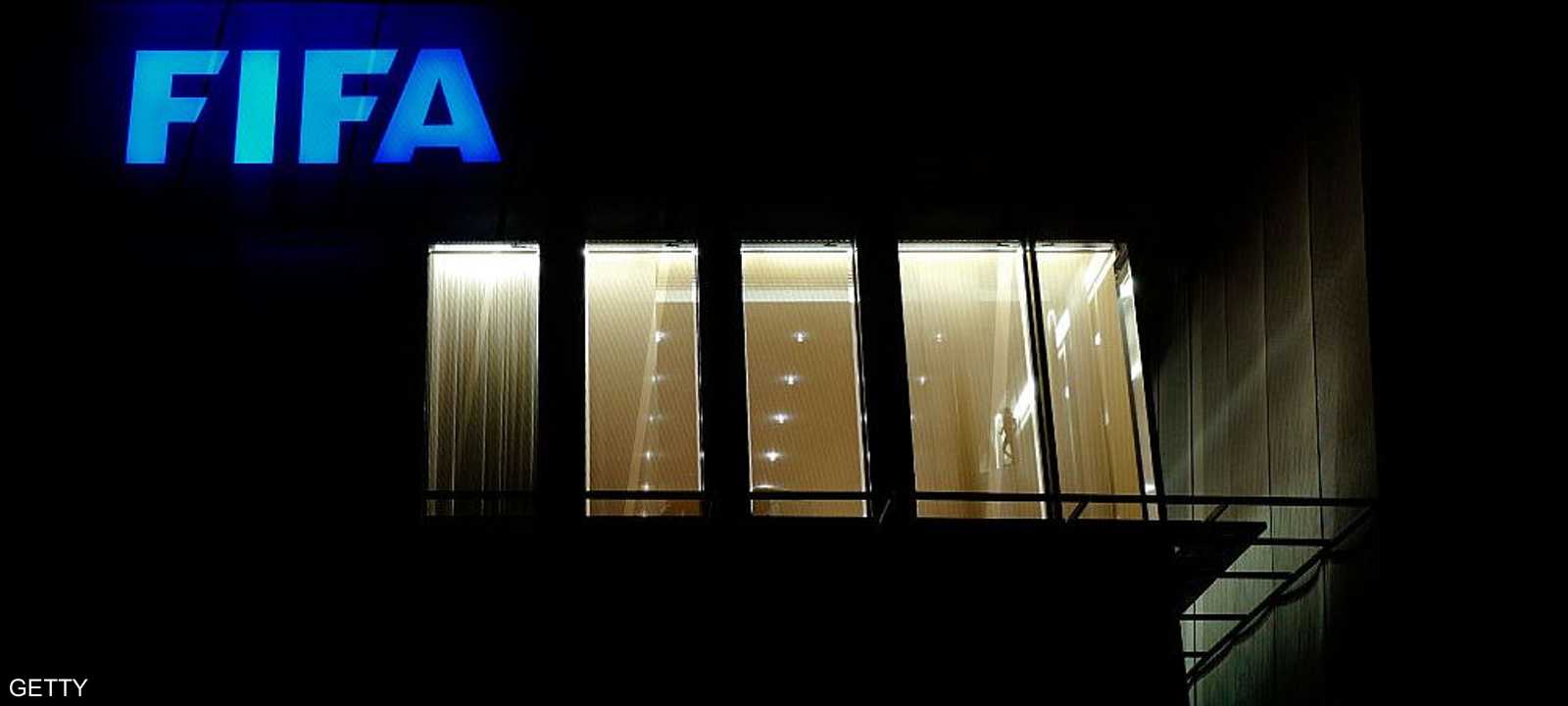 يجري الفيفا تقييما على الوضع الكروي الحالي في ظل تفشي كورونا