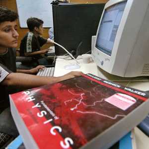 التعليم في المنزل أصبح ضرورة في ظل كورونا