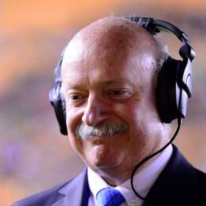 سيبقى بونيلا في عزلة، وسيتابع أوضاع كرة القدم المكسيكية.