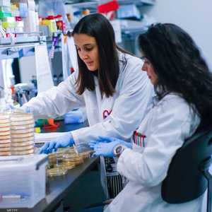 بدأت المرحلة الأولى من تجارب أحد اللقاحات ضد الفيروس