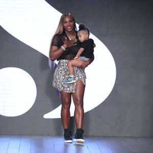 سيرنيا تخشى على طفلتها من فيروس كورونا